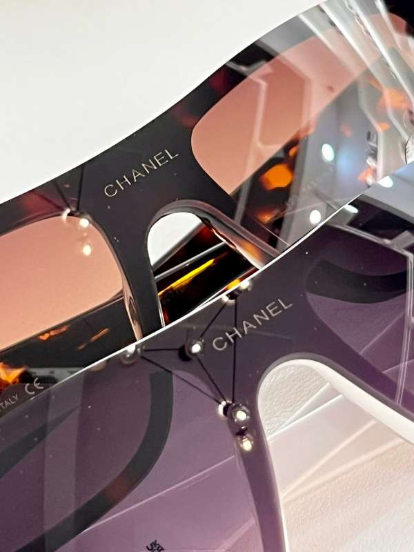 Picture of Chanel Sunglasses _SKUfw56609602fw